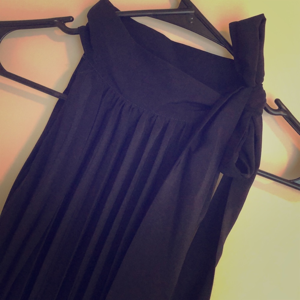 Dark blue dress A shape